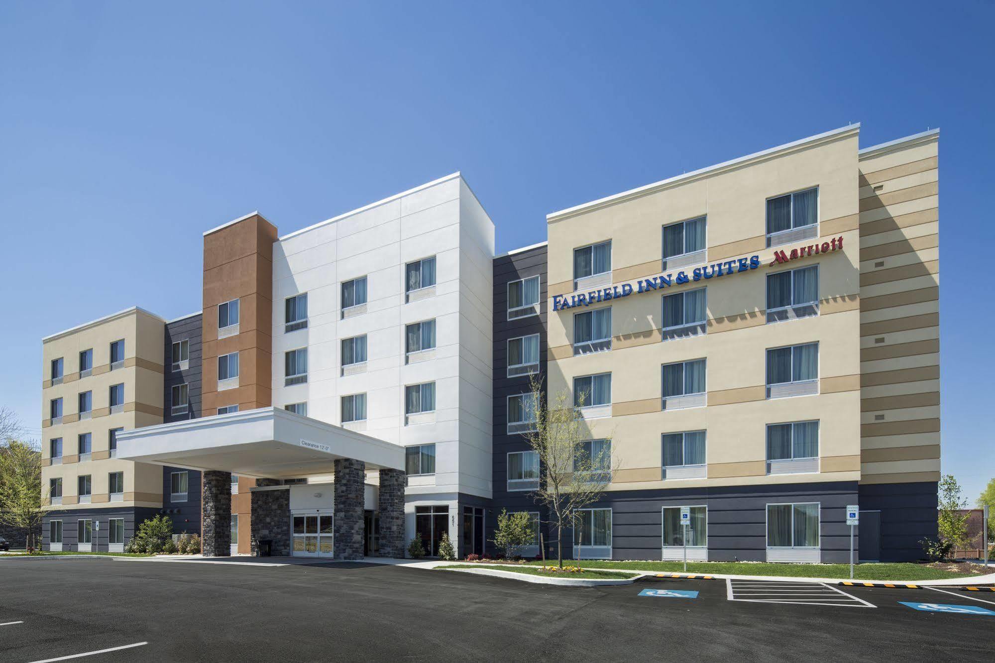 Fairfield Inn & Suites By Marriott Hershey Chocolate Avenue Exterior photo